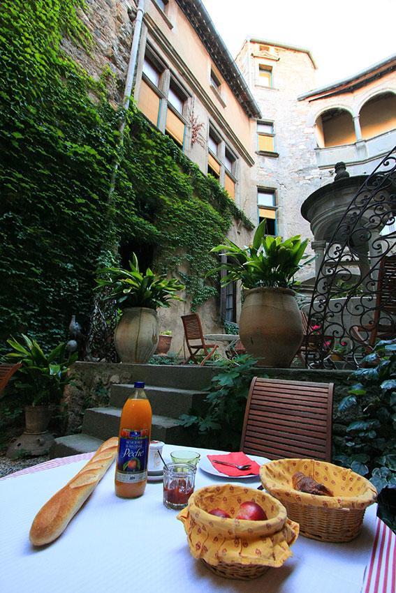 Hotel Restaurant D'Alibert Caunes-Minervois Ngoại thất bức ảnh