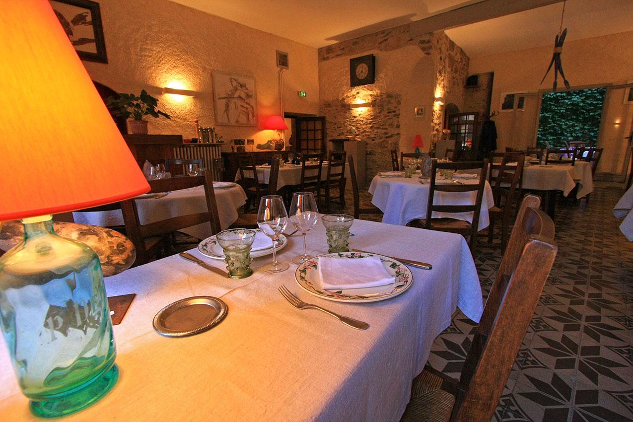 Hotel Restaurant D'Alibert Caunes-Minervois Ngoại thất bức ảnh